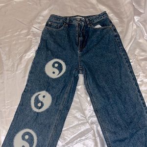 barely worn VINTAGE blue jeans!